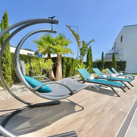 Serena - Exquisite With Private Heated Pool Villa