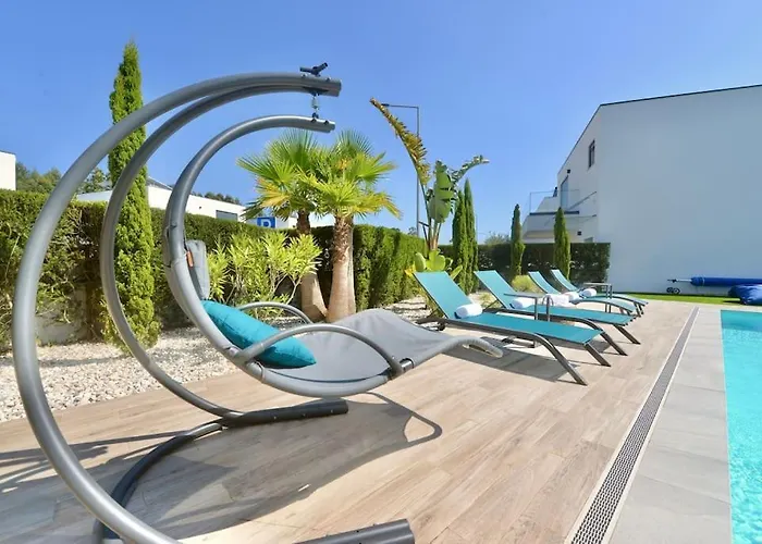 Serena - Exquisite With Private Heated Pool Villa